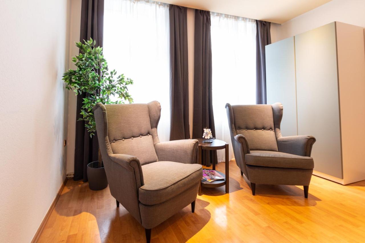 Apartment Familienplatz I Contactless Check-In Vienna Exterior photo