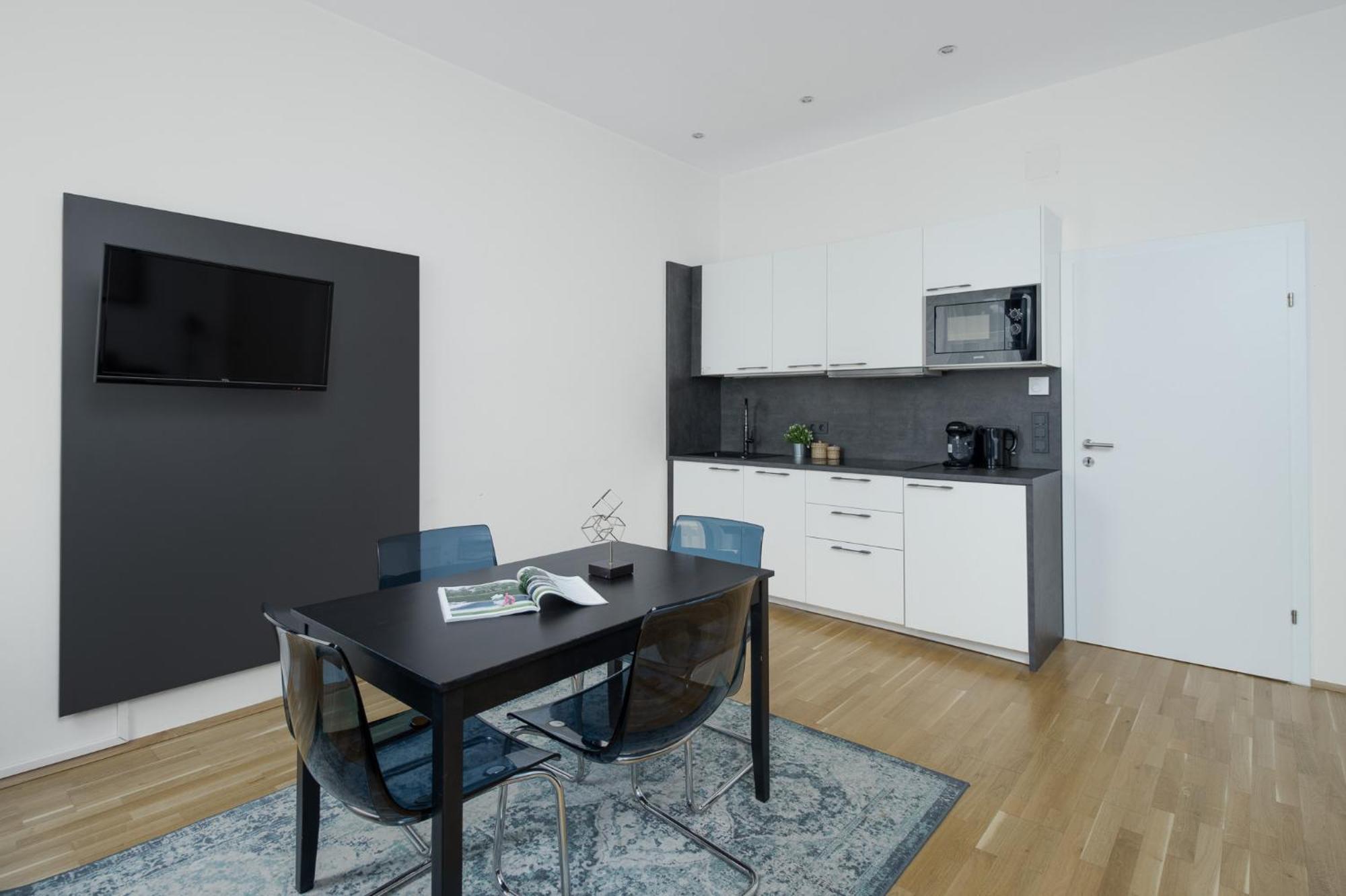Apartment Familienplatz I Contactless Check-In Vienna Exterior photo
