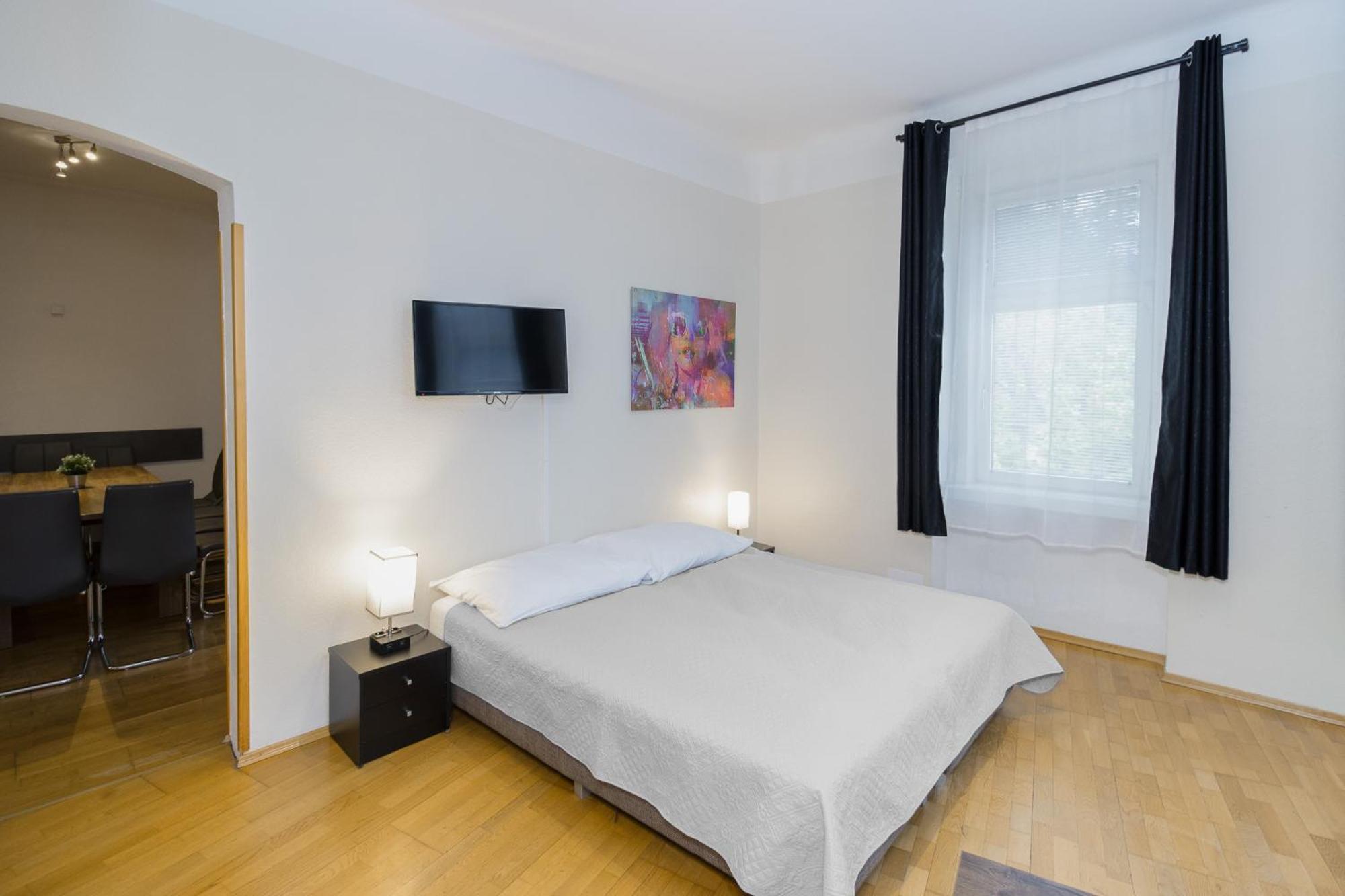 Apartment Familienplatz I Contactless Check-In Vienna Exterior photo
