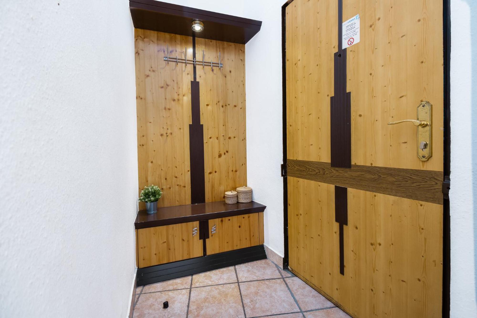 Apartment Familienplatz I Contactless Check-In Vienna Exterior photo