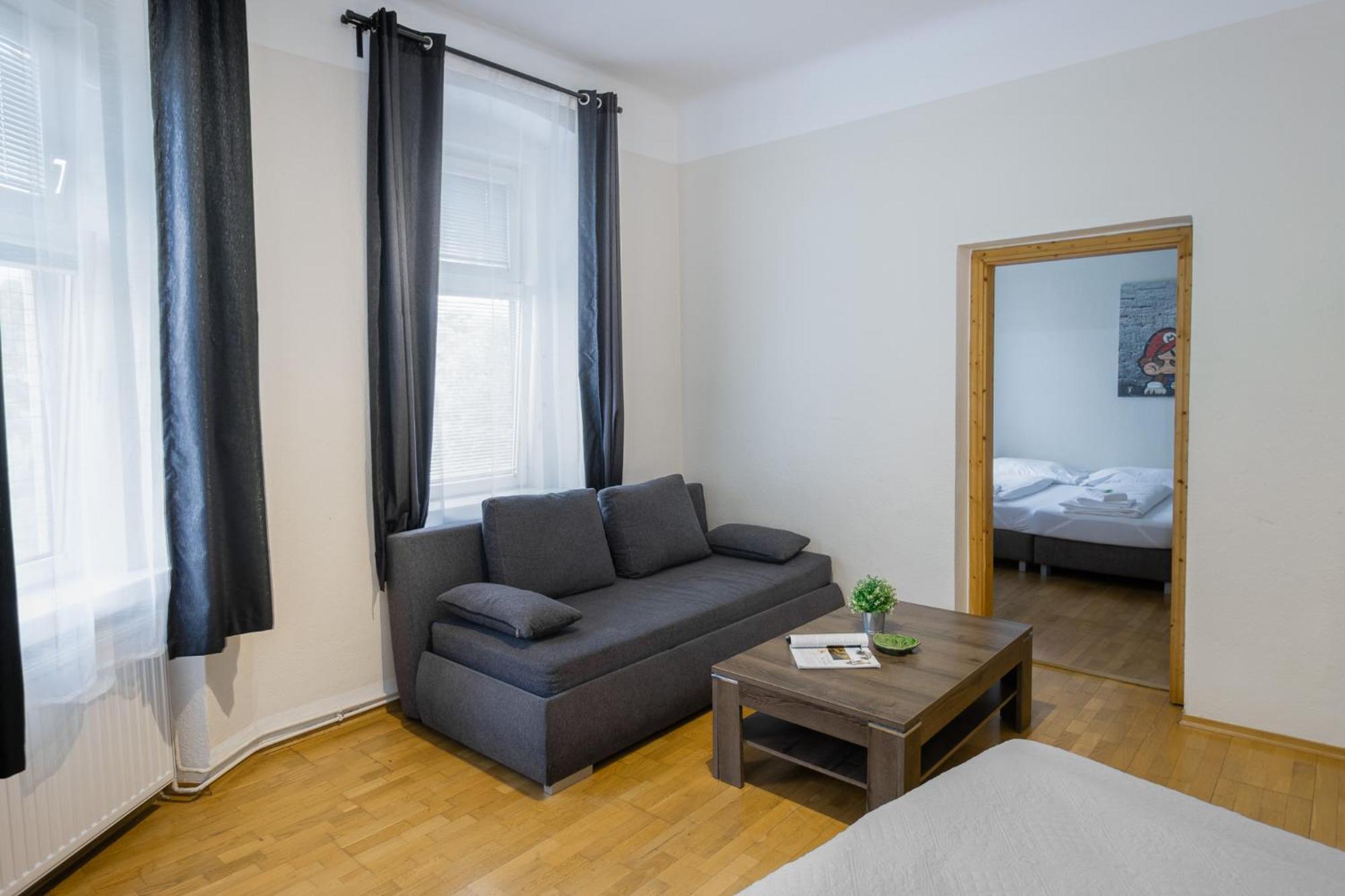 Apartment Familienplatz I Contactless Check-In Vienna Exterior photo
