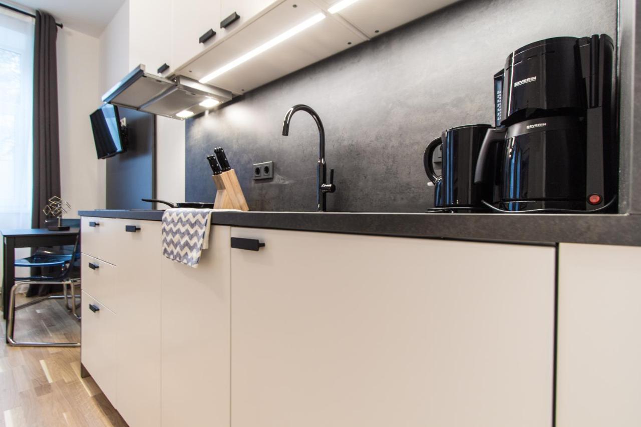 Apartment Familienplatz I Contactless Check-In Vienna Exterior photo